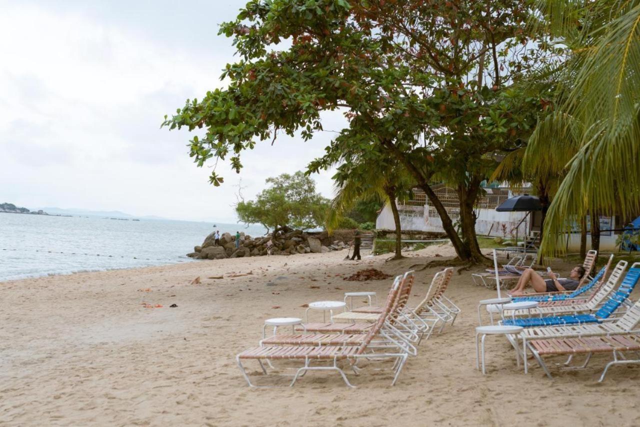 17 Jazz Sweet Beachfront Resort Танджунг Бунга Екстериор снимка